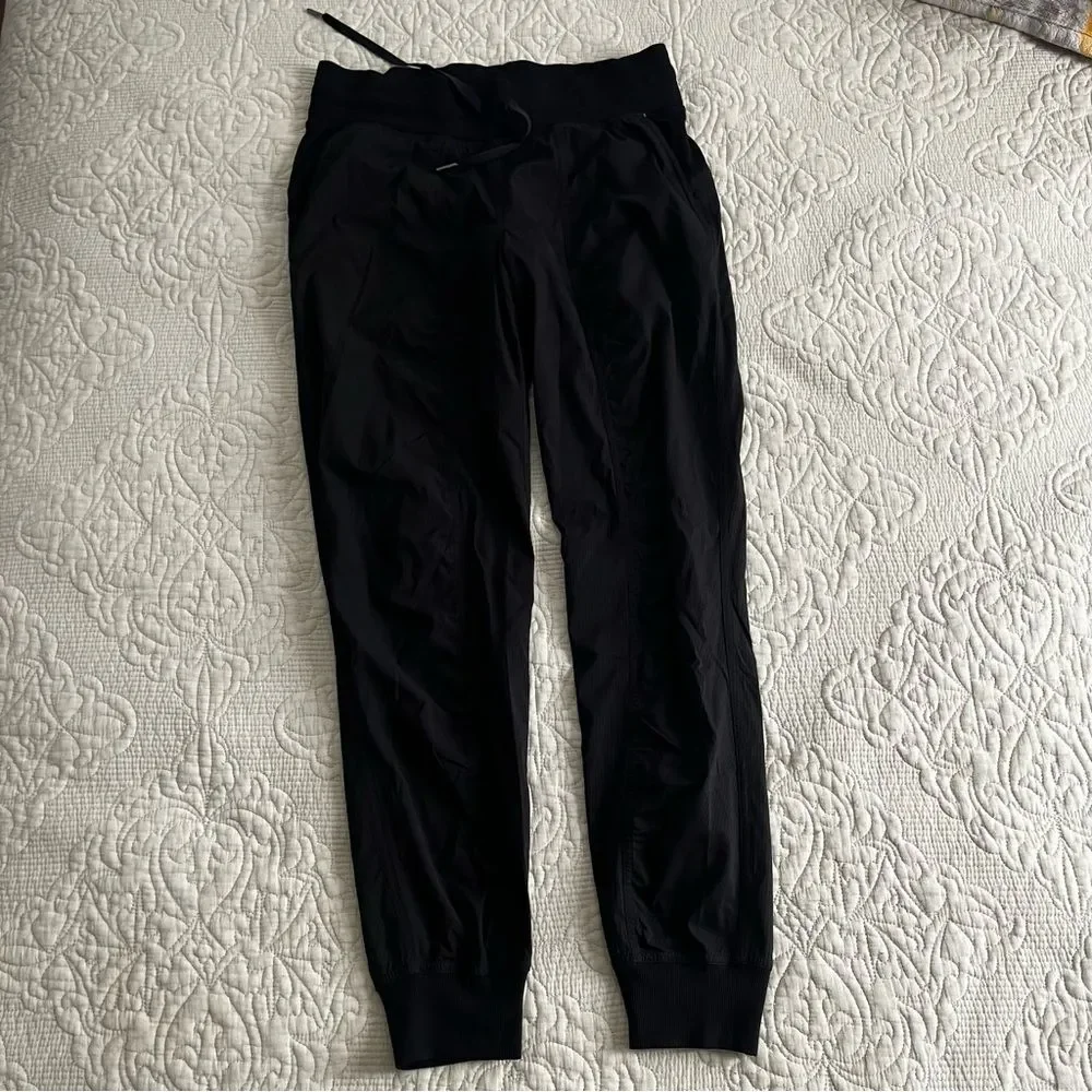 Lululemon black dance studio joggers size 8